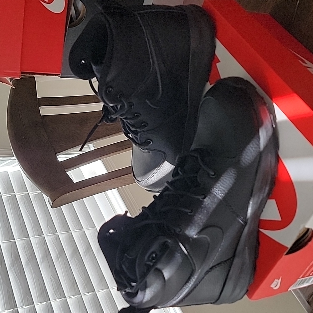 Nike boots